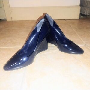 Ralph Lauren Navy Blue Patent Leather 4" Wedge Heel Slip Ons Sz 8.5 B